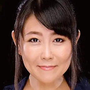 Mayumi Kanzaki