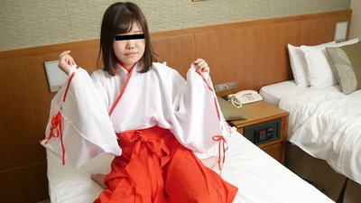 Even though she's an active shrine maiden, she wasn't a virgin, so I forced her to cum inside me as punishment Rie Kurashina