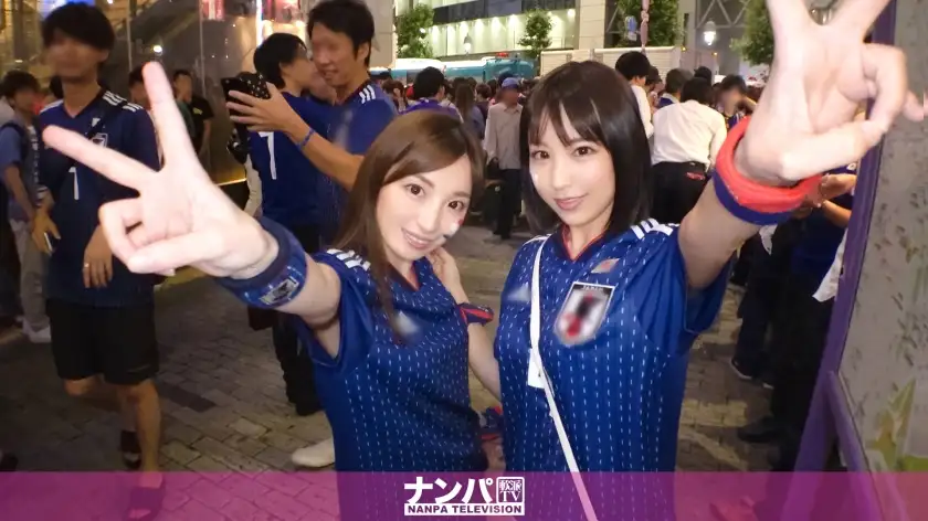 [Nampa watching the World Cup! ] The Japanese national soccer team, in the excitement of winning the first match, called out to two model-class beautiful supporters who came to watch the game, got drunk at the hotel, and had an intense 4P orgy sex while still being excited!