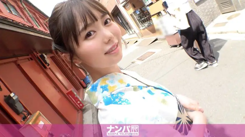 Pick up super cute girls in yukata in Asakusa! A sullen girl who pretends to be neat and quiet, but accepts erotic invitations with a shy smile! A revealing yukata! Fascinating peach buttocks! This is a summer tradition!
