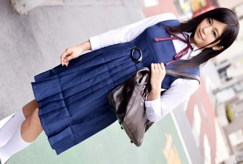 Ema-chan (Going home literary girl)