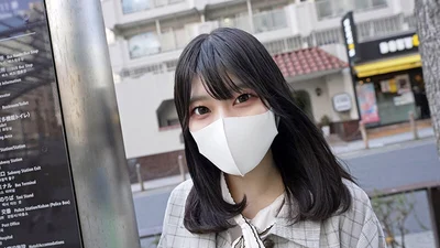 素人女大学生【限定】Riku-chan，20岁，超细腰，利落女大学生！ ！抓住Mystery酱蓬松纤细的腰，给她一个硬中出！ ！