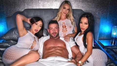 LegalPorno Nicole Doshi CJ Miles 和 Emma Hix