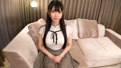 [First shoot] [Short height x baby face] [Little devil idol] 21 year old baby face x short stature underground idol. If you violently piston the girlfriend who shows off her exquisite service, there will be no room for an idol smile...Amateur applicant, first AV shooting 162