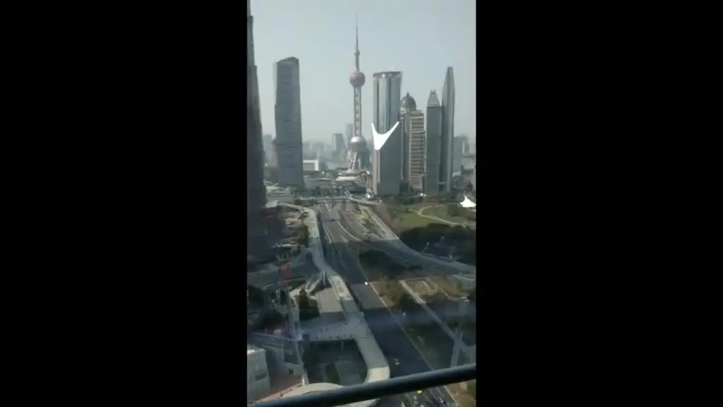 Shanghai Lujiazui selfie video
