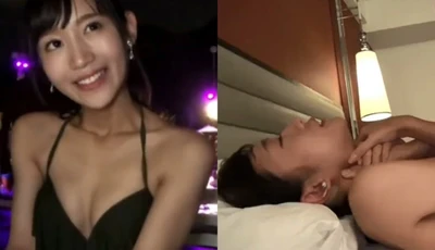 Looks like a member of a Japanese idol group? ! A tipsy girl's first experience of suffocating sex