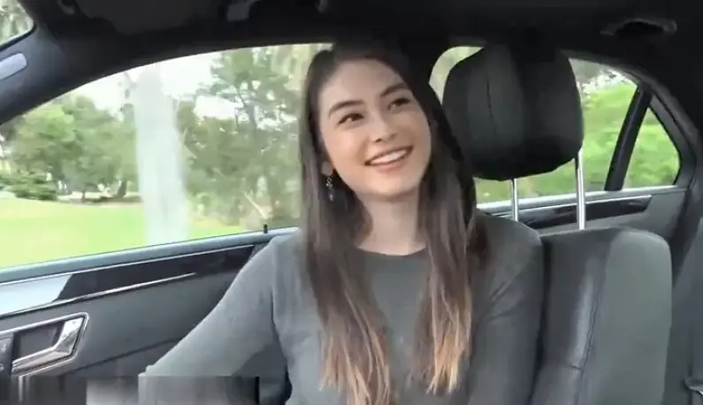 [AI Face Changing] The obscene dream reappears!! Drive to the countryside and get off the car and have sex outdoors~