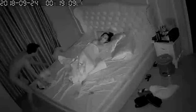 Is your home smart camera safe?! Wife~ let’s go out for a late night snack~