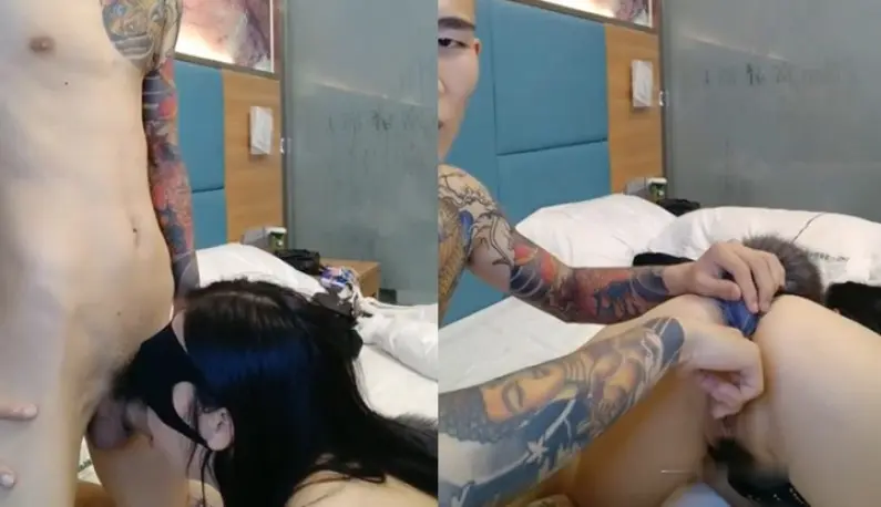 A double show between a tattooed guy and a big-breasted girl ~ licking breasts, blowjob, tail butt plug inserted into anus ~ butts raised high!!