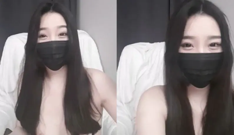 [Korea] Hot girl anchor chatting naked online~