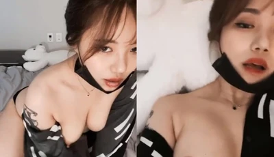 [韓國] 美乳主播不停玩弄自己的白皙美乳~哥哥來找我~