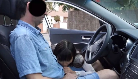 [The Counterattack of the Half-race Princess] The tall Chinese-Japanese mixed-race girl, the heroine of the Decathlon scandal, ate the husband who was waiting for his wife while he was parked on the roadside! Offer her beautiful breasts to catch him off guard!