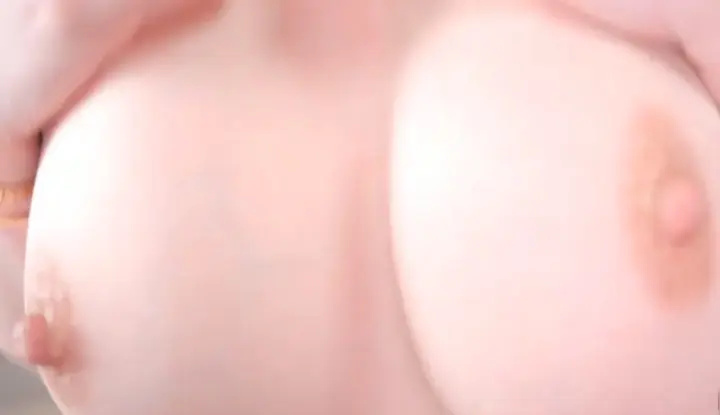 [Korea] Cute and sexy little slut~fills the screen with her beautiful breasts for you to watch all at once