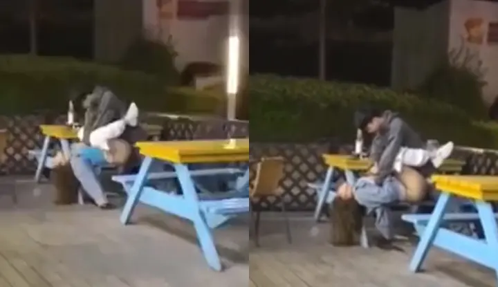 The scandal was exposed on the Internet~The young couple had sex directly in the outdoor dining area of the convenience store
