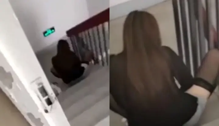 The scandal was exposed on the Internet ~ A beautiful girl was found masturbating in the stairwell